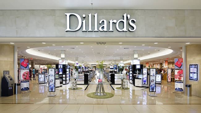  what time does dillard's open 